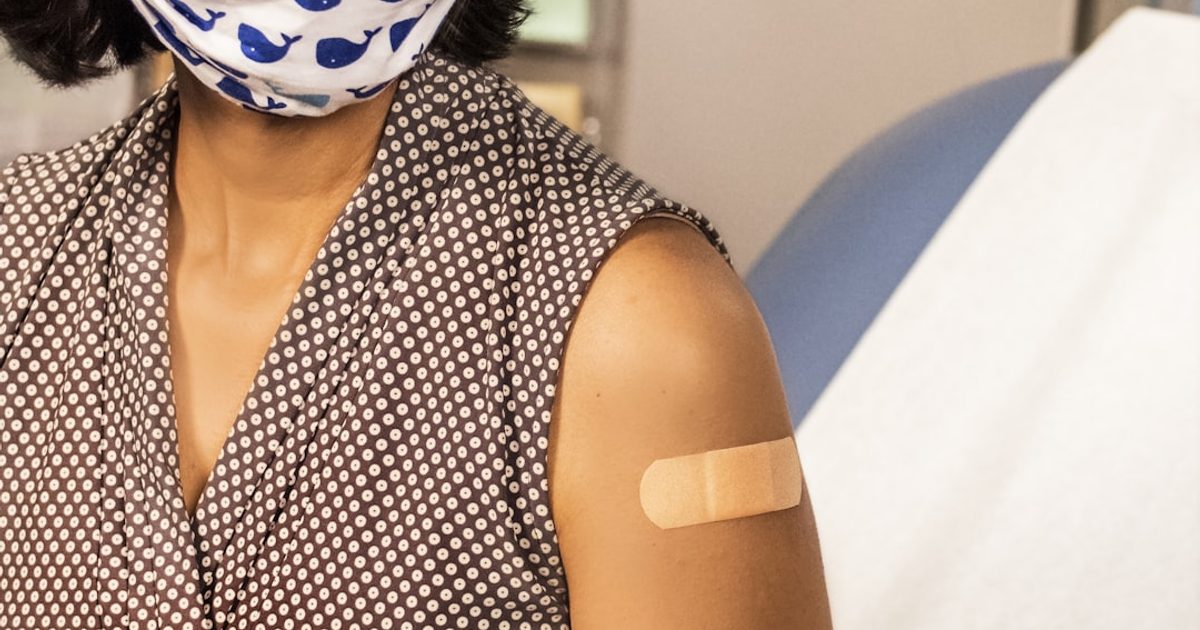 Travel Nurse Immunization Requirements in 2026